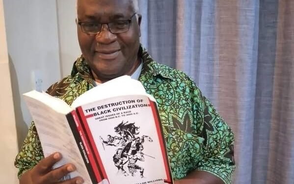 Dr Akashambatwa Mbikusita-Lewanika