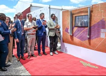 Be innovative, HH challenges engineers