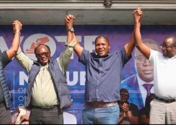 PeP president Chanda Katotobwe (left) and independent Roma parliamentary candidate Sean Tembo (second from right) endorse National Reconciliation Party for Unity and Prosperity (NRPUP) presidential candidate Brian Mundubile (second from left) and running mate Makebi Zulu (right) at a mega campaign rally in Kawambwa District, Luapula Province, at the weekend. Picture courtesy of PeP.